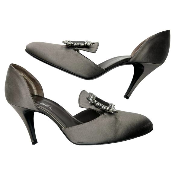 CHANEL Crystal Embellished D'Orsay Pumps EU 39.5 US 9.5 Dark Gray Satin Heels - Picture 6 of 15